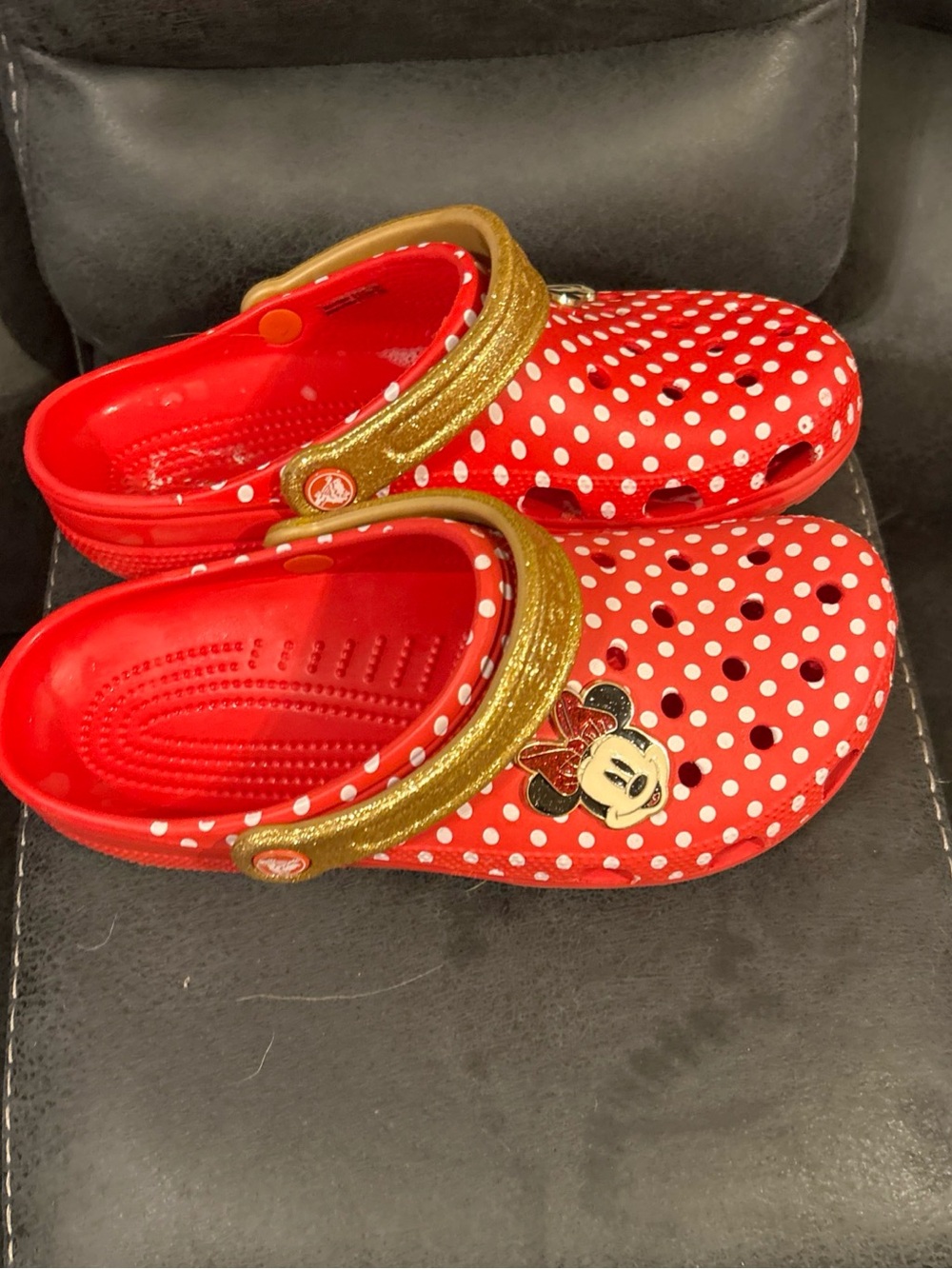Women’s Disney crocs size 10 - Picture 2 of 4